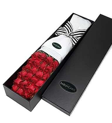 Kutuda Kırmızı Gül Buketi