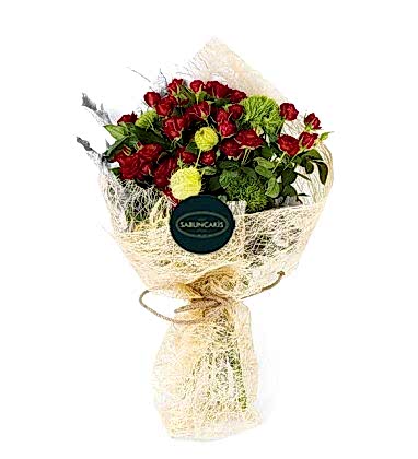 Kırmızı Çardak Gül Buketi