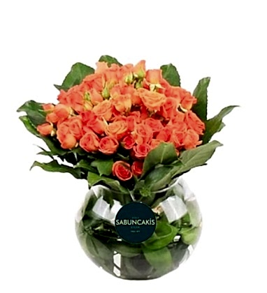 Fanusta Turuncu Çardak Gülleri