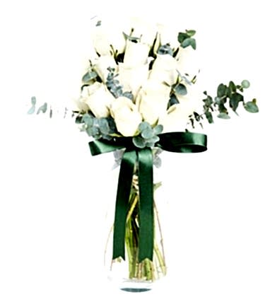 Vazoda 15 Beyaz Gül