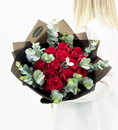 12 Kımızı Gül Buketi